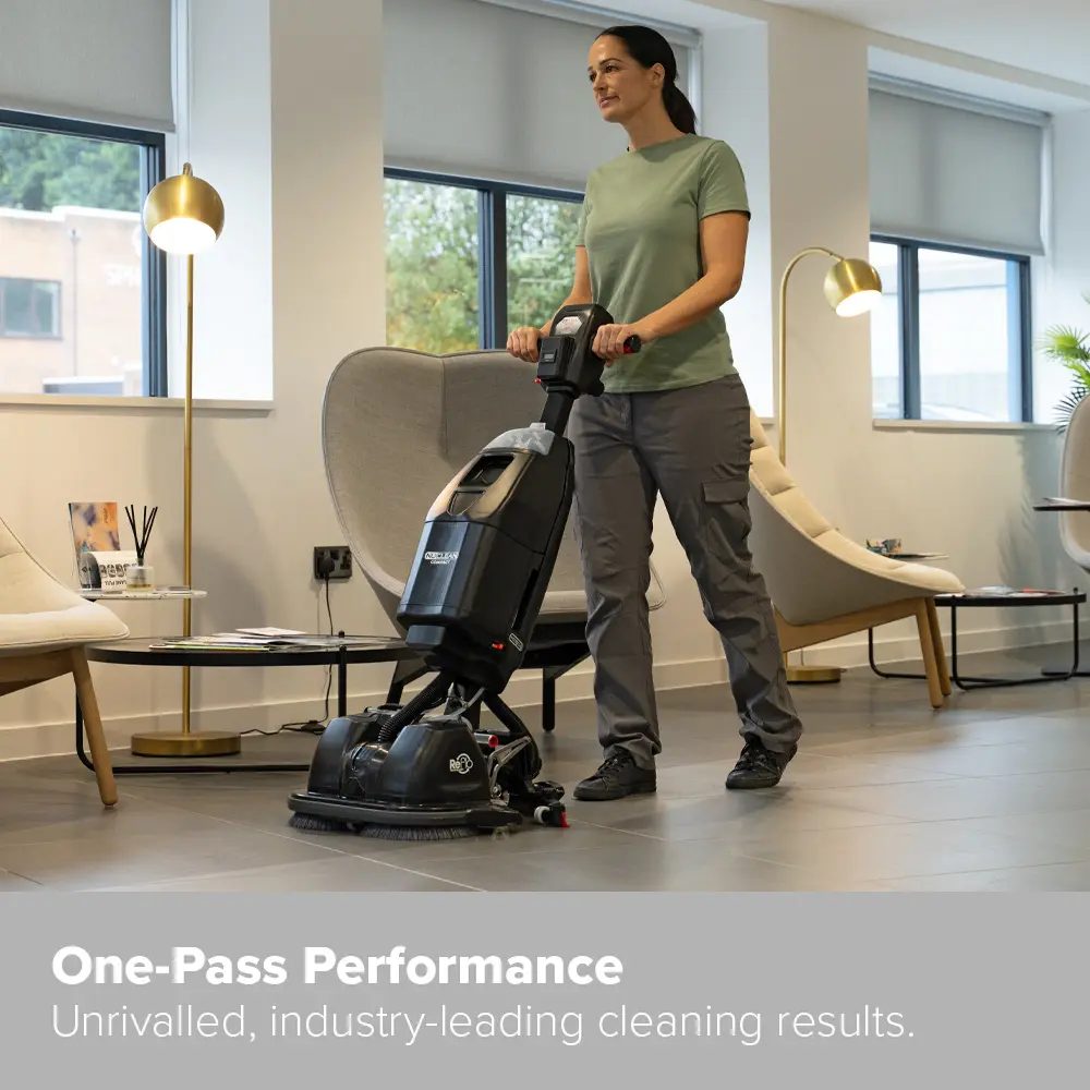 Numatic 440NXR Compact Scrubber Dryer (ReFlo Black)(Battery)