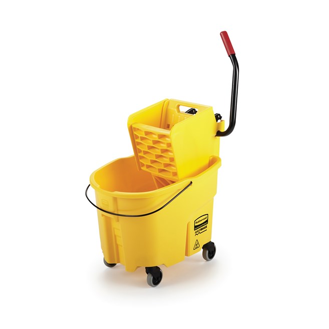 Rubbermaid WaveBrake 33L Side-Press Bucket and Wringer, Yellow