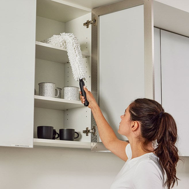 Rubbermaid HYGEN Quick-Connect Flexible Dusting Wand with High Performance Microfibre Sleeve