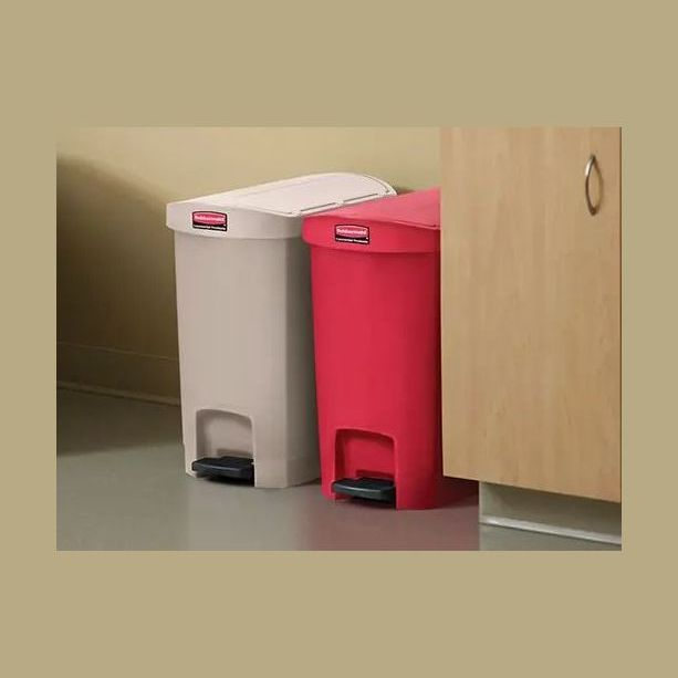 Rubbermaid Slim Jim Resin Front Step-On Pedal Bin